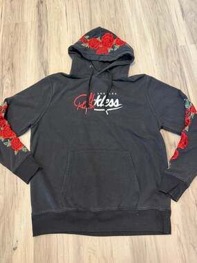 Young & Reckless Mens Pullover Hoodie Black Floral Roses Large